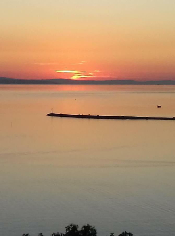 Cosy Sunset Apartment Omiš Εξωτερικό φωτογραφία
